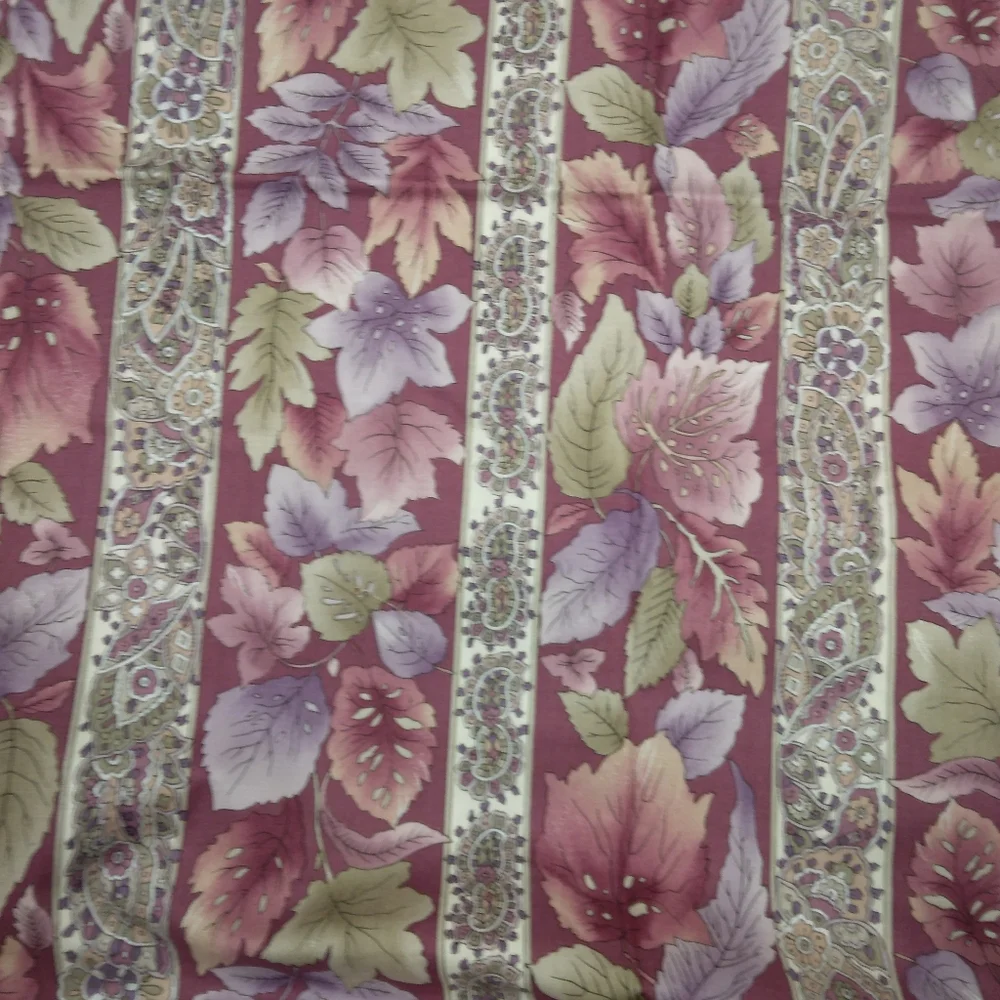 FABRIC Beautiful Vertical Stripes Of Leaves And Paisley 100%cotton, 3 Yards